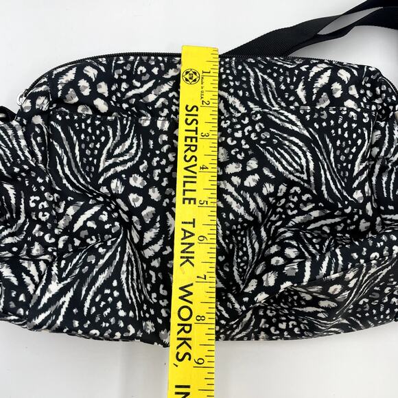 Baggallini Daily Machine Wash Messenger Bag Black & White New NWT Security RFID - Picture 6 of 7